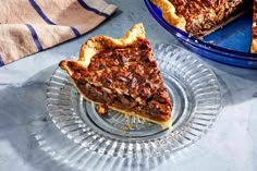 Chocolate Pecan Pie with Bourbon Chocolate Pecan Pie With Bourbon, Chocolate Pecan Bourbon Pie, Chocolate Bourbon Pecan Pie Recipe, Best Bourbon Pecan Pie Recipe, Dixie Pie, Rum Pie, Bourbon Chocolate Pecan Pie, Thanksgiving Chocolate Desserts, Bourbon Pecan Pie Recipe