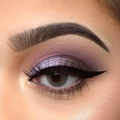 Spring Makeup Trends, Instagram Brows, Face Goals, Cat Eyeliner, Swag Makeup, Purple Makeup, Purple Eyeshadow