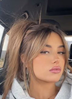 Side Bangs With Long Hair, Rambut Brunette, Brown Hair Inspo, Bangs With Medium Hair, Blonde Hair Inspiration, בר מצווה, Haircuts Straight Hair, Long Hair With Bangs