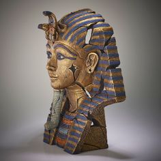 Tutankhamun from Edge Sculpture by Matt Buckley Edge Sculpture, Ancient Egyptian Statues, The Boy King, Facebook Design, Bust Sculpture, Egyptian Pharaohs, Tutankhamun, Ancient Egyptian Art, Contemporary Sculpture