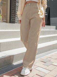 White Wide Leg Jeans, Wide Leg Jeans Outfit, High Waisted Wide Leg Jeans, White Jeans Outfit, Beige Jeans, Leg Pants Outfit, Jean Large, Baggy Denim, Wide Jeans