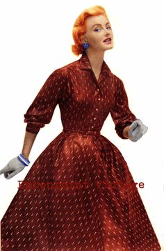 Vintage Sewing Pattern 1956 Swing Dress PDF Plus Size (or any size)  - Pattern No 31 Elena. $10.20, via Etsy. 50s Patterns, Classic Couture, Vintage Housewife, Plus Size Sewing Patterns, Vintage Fashion 1950s, Plus Size Sewing, Vintage Dresses 50s, Fashion 1950s, Pleated Blouse