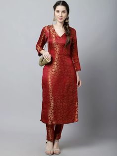 Kurta and pant model Broket Kurta Design, V Shape Kurti Designs, Straight Pant Suits For Women Indian, Elegant Brocade Palazzo Set With Straight Kurta, Semi-stitched Brocade Palazzo Set, V Neck Salwar Designs, Gold Art Silk Palazzo Set With Straight Kurta, Elegant Banarasi Silk Kurta, Traditional Straight Kurta Palazzo Set In Brocade