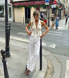 Daytime Nyc Outfit, Miami Outfit Aesthetic, Vietnam Trip Outfit Women, New York Summer Fits, Vietnam Summer Outfit, Linen Button Down Outfit, Nyc Summer Outfits 2024, South America Outfits, Boston Outfits Summer