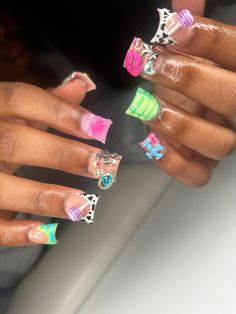 Junk Nails Bling Short, Short Junk Nail Designs Acrylic, Candy Nails Acrylic, Short Junk Nail Designs, Junk Nails Short, Junk Nail Designs, Chrome Nails Ideas, Multi Colored Nails, Candy Nails