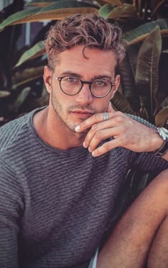 Men’s Hairstyles - Aesthetic Hairstyles - Trendy Haircuts - Hairstyle Inspirations 