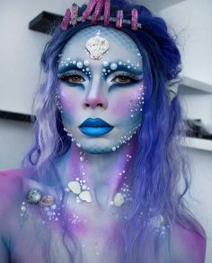 Make Up Inspo Aesthetic, Mermaid Makeup Halloween, Circus Makeup, High Fashion Makeup, Mermaid Halloween, Face Paint Makeup, Amazing Halloween Makeup, Cool Makeup Looks, Make Up Inspo