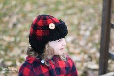 **THIS IS A PDF PATTERN DOWNLOAD. NOT A FINISHED ITEM. I DO NOT OFFER REFUNDS ON DIGITAL PURCHASES** This cozy crochet plaid trapper hat features classic crochet buffalo plaid color work on the hat with cozy and soft faux fur around the forehead and ears. This crochet trapper hat is perfect for chilly weather days and keeps your head and ears warm and cozy.  The pattern is written in standard American terminology and abbreviations.  WANT IT ALL? Join my ENDLESS BUNDLE and download EVERY SINGLE P Crochet Trapper Hat, Trapper Hat Crochet, Crochet Buffalo, Joining Yarn, Crochet Plaid, Crochet Christmas Hats, Plaid Hats, Modern Crochet Patterns, Crochet Hat Free