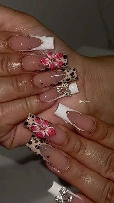 Simple Creative Nails, Mail Inspo Long, Acrylic Nail Ideas Fall, Bday Nails Acrylic, Cute Coffin Nail Ideas, Cheetah Print Nails Pink, Street Style Nails, Libra Birthday Nails, Small Acrylics