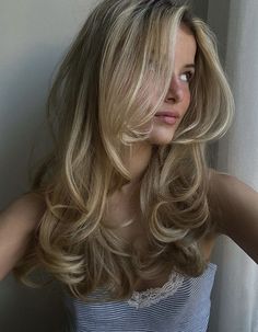 Long Blonde Hair Styles For Prom, Salon Hair Blowout, Long Blonde Hair Prom Hairstyle Ideas, Blonde Soft Curls, Long Blonde Hairstyle, Big Voluminous Blowout, Victoria’s Secret Blowout, Blonde Highlights On Blonde Hair Long, Big Blow Out Hair