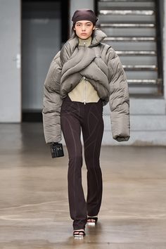 Heliot Emil, Hood By Air, Futuristic Fashion, Ann Demeulemeester, Fall 2022, 가을 패션, Creative Director, Paris Fashion, Miu Miu