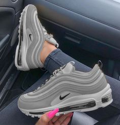 Sweatshirts Nike, Nike Fashion Shoes, Baskets Nike, Fashion Shoes Sneakers, Shoes Sneakers Nike, Nike Shoes Air Max