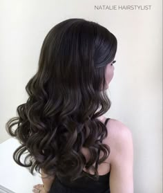 Hair Down Hairstyles For Wedding, Modern Prom Hair, Elegant Hair For Wedding, Hair Styles For Damas Quince, Miss Hairstyles, Debut Hairstyles With Crown, Prom Hairstyles Hair Down, Hairdo Black Hair, Curls Half Up Half Down