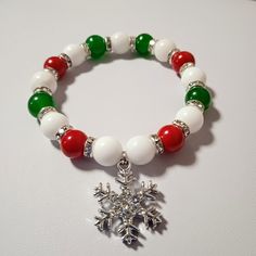 Preppy Stuff, Types Of Crystals, Bracelet Design, Bracelet Ideas, Themed Jewelry, Holiday Jewelry, Christmas Jewelry