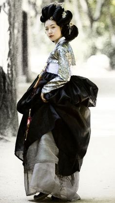 한복 hanbok, Korean traditional clothes : Photo Korean Dress, Traditional Fashion