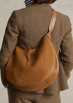 Ralph Lauren Shoulder Bag, Ralph Lauren Womens Clothing, Tan Handbags, Ralph Lauren Bags, Polo Ralph Lauren Women, Medium Handbags, Large Shoulder Bags, Mode Inspo, Komplette Outfits