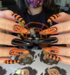 Jack O Lantern Nails, Nails Designs Halloween, Halloween Gel Nails, Ongles Goth, Halloween Nails Designs, Fun Halloween Nails, Horror Nails, Nail Art Halloween