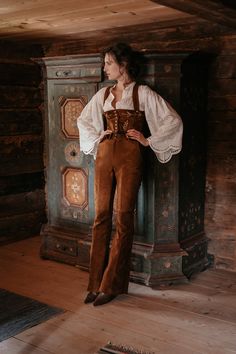 Fair Outfits, Lena Hoschek, Ren Fair, Poses References, Club Monaco, Fantasy Clothing, Fantasy Fashion, Mode Vintage, Character Outfits