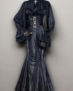 Gothic Suits Women, Long Black Gothic Dress, French Gothic Fashion, Mysterious Clothes, Fem Fatale Outfit, Haunted Fashion, Nonbinary Prom Outfit, Victorian Goth Fashion, Black Dress Gothic