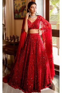 Red Sequence Lehenga, Red Sparkly Lehenga, Lehenga Belt Design, Lehenga Designs Latest For Reception, Red Sequin Lehenga, Sleeveless Lehenga, Lengha Blouse, Red Lehenga Choli, Reception Bride