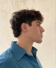 @brederodi on ig Man Hairstyle, Hairstyles Thick Hair, Medium Hairstyle, Kit Harrington, Faded Hair, Mens Haircuts, Richard Madden, Cameron Boyce