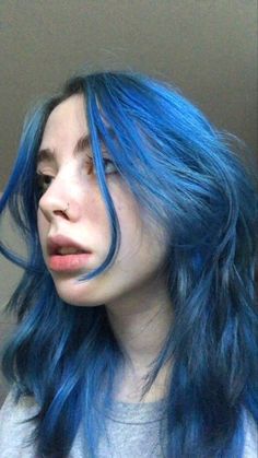 Chin Length Blue Hair, Blue Hair With Brown Roots, Blue Layered Hair, Hair Dye Ideas For Short Hair, Blue Hair Pastel, Blue Hair Short, Hair Color Aesthetic, Blue Dyed Hair, Blue Hair Blue Eyes