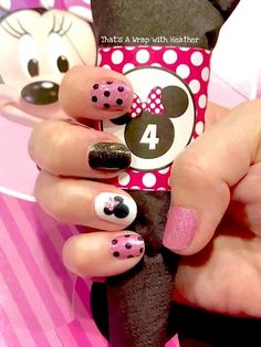 Xmas Nail Art, Manicure Inspiration, Nail Art Disney, Disney Colors, Disney Nails, Get Nails, Disney World Trip