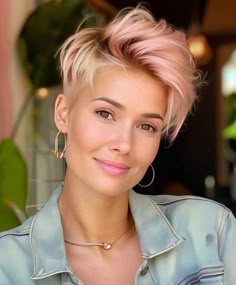 Short Straight Hairstyles, Edgy Short Haircuts, Pixie Haircut Styles, Stylish Short Haircuts, Beautiful Haircuts, Face Shape Hairstyles, Short Hair Pixie Cuts, Pixie Haircut For Thick Hair