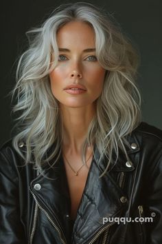 Gray Hair Color Guide: Tips for Styling Gray Hair - Puqqu