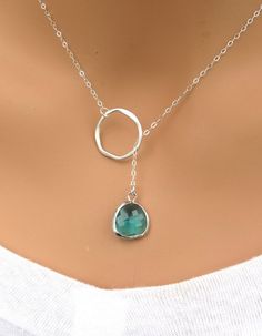 Custom Pendants, Emerald Necklace, Bling Rings, Chic Jewelry, Beauty Items, Wedding Bridesmaids, Bridal Wedding, Metal Jewelry, Ring Necklace