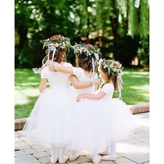 We can't help but to adore these precious and elegant flower girls! Pic: @olivialeigh | Floral: @xohellodarling | Venue: @cbgweddings Bohemian Flower Crown, Garden Chic Wedding, Dressed In White, Flower Girl Crown, Boho Garden, Bohemian Flowers, Boho Chic Wedding, Wedding Flower Girl