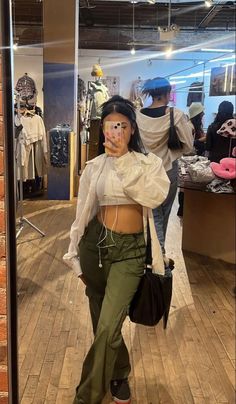 Cold Weather Hairstyles, Outfits Earthy, Mia 3, Streetwear Fashion Women, Cute Everyday Outfits, How To Pose, Cute Summer Outfits, Basic Outfits