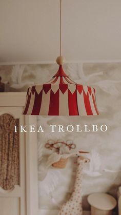 Vintage Circus Nursery, Top Bedroom Ideas, Carnival Nursery, Circus Nursery, Red Nursery, Vintage Kids Room, 동화 삽화, Kids Bedroom Inspiration, Nursery Room Design