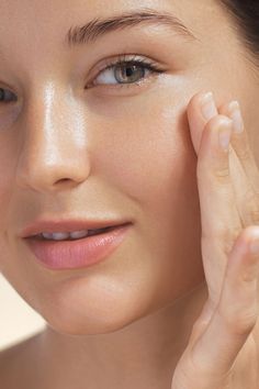 Ever since its launch in 2004 as the first nonablative fractional skin-resurfacing treatment in the U.S., Fraxel has been the go-to for patients with pigment and texture issues. It flattens […] Bridal Skin Care, Office Health, Deep Cleansing Facial, Beauty Video Ideas, Amazon Coupons, Beauty Images, Urdu Quotes With Images