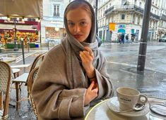 Elegante Y Chic, Autumn In New York, Parisian Life, Living In Paris, Dress Women Elegant, Oui Oui, Parisian Chic, Alexa Chung, French Girl