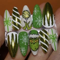 Grinch Nails, Cartoon Nail Designs, Artist Ideas, Horror Nails, Xmas Nail Art, Fancy Nail Art, Long Acrylic Nail Designs, Holiday Nail Designs, Anime Nails