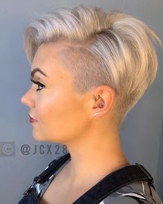 Platinum Pixie, Undercut Hairstyles, Hair Blonde, Short Blonde, Short Blonde Hair