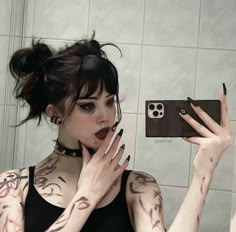 Gothic Hair And Makeup, Goth Hair Styling, Goth Space Buns, Goth Hair Bangs, Goth Girl Hairstyles, Cute Goth Hairstyles, Cute Goth Makeup, Goth Hairstyle, Work Goth