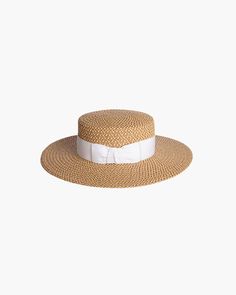 Our women's Gondolier Boater hat was inspired by the flat-brimmed hats worn by gondoliers on the canals of Venice. This structured shape features a flat-topped crown, banded with cotton grosgrain ribbon finishing to the side in a man-tailored bow. There is no limit to how well this versatile boater sun hat made of Squishee® will perfectly pair with all of your summer wardrobe favorites. Gondolier looks chic with casual shorts, wide-legged pants, or a maxi sundress. Squishee® is a man-made materi Narnia Closet, Summer Headwear, Packable Hat, Summer Straw Hat, Flat Brim Hat, Straw Fedora, Boater Hat, Social Status, Music Man