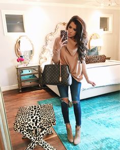 Ripped Jeans Outfit, Mommy Outfits, The Sweetest Thing, Colored Cardigans, Sweetest Thing, Louis Vuitton Bag Neverfull, Fall Winter Outfits, Ripped Jeans, Classy Outfits