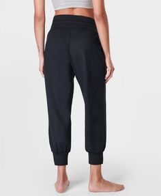 A new-and-improved version of our bestselling Gary Yoga Pants. Updated 85% recycled fabric is ultra-soft, smooth and sweat-wicking. Barrel leg silhouette and deep waistband for a comfortable, relaxed fit . Two side slip pockets. Model wears size S and is 178cm/5'10" tall. Style Code: SB9728Colour: Black Comfortable 4-way Stretch Yoga Pants With Comfort Waistband, Athleisure Joggers With Elastic Waistband, Comfortable Yoga Joggers, Sporty Harem Pants For Loungewear, Solid Ankle-length Athleisure Joggers, Athleisure Comfort Stretch Tapered Leg Joggers, Casual Pilates Pants With 4-way Stretch, Casual 4-way Stretch Pants For Pilates, Athleisure Pants With Elastic Waistband And Relaxed Fit