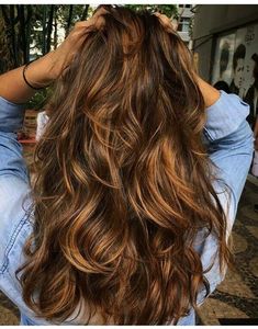 Brown Hair Shades, Brown Blonde Hair, Hair Inspo Color, Light Brown Hair, Brown Hair Colors, Brunette Hair