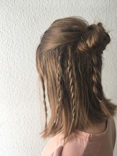 Peinados Fáciles Para Cabello Corto, Penteado Cabelo Curto, Short Hair Styles Easy, Aesthetic Hair, Hairstyles Haircuts, Hair Day, Pretty Hairstyles