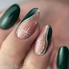 Christmas Nail Colors, Emerald Nails, Green Nail Designs, Holiday Nail, Green Nails, Trendy Nails