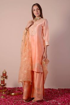 Peach ombre kurta with gota embroidery in chevron pattern. Paired with sharara and floral jaal embroidered dupatta. - Aza Fashions Kurta And Sharara, Gota Embroidery, Kurta Sharara Set, Embroidered Dupatta, Sharara Set, Silk Embroidery, Chevron Pattern, Set For Women, Aza Fashion