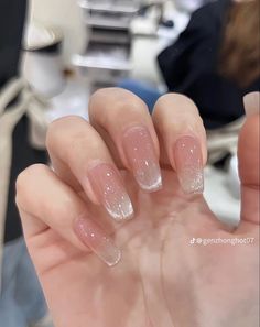 Douyin Nails With Pearls, Jelly Pearl Nails, Korean Sparkly Nails, Simple Douyin Nails, Syrup Nails Korean, Soft Gel Nails Design, Nail Korean Style, Nails Douyin, Art Nails Design