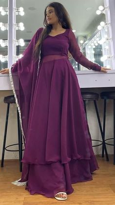 Stylish Kurtis Design, Long Frock Designs, Trendy Outfits Indian, Georgette Anarkali, Long Gown Design, Gaun Fashion, Long Kurti Designs, Indian Dresses Traditional, Fancy Dresses Long