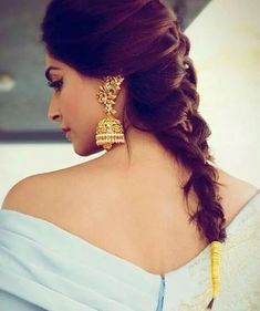 Zari French braid for an Indian hairstyle Latest Bob Hairstyles, Bridal Braids, Really Short Hair, French Braid Hairstyles, Bob Hairstyles For Fine Hair, Teen Hairstyles, Asian Hair, French Braid