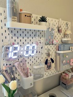 Desk Pegboard, Ideas Habitaciones, Cool Dorm Rooms