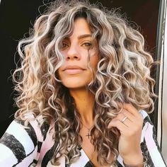 Spiral Perm For Long Hair, Curly Hair And Highlights, Perms For Long Hair 2023, Balayage Curly Hair Natural Curls Dark Brown Blonde, Permed Shag Hairstyles, Hair Color For Natural Curly Hair, Blonde Curly Hair With Lowlights, 2024 Perm Hair, Stacked Perm